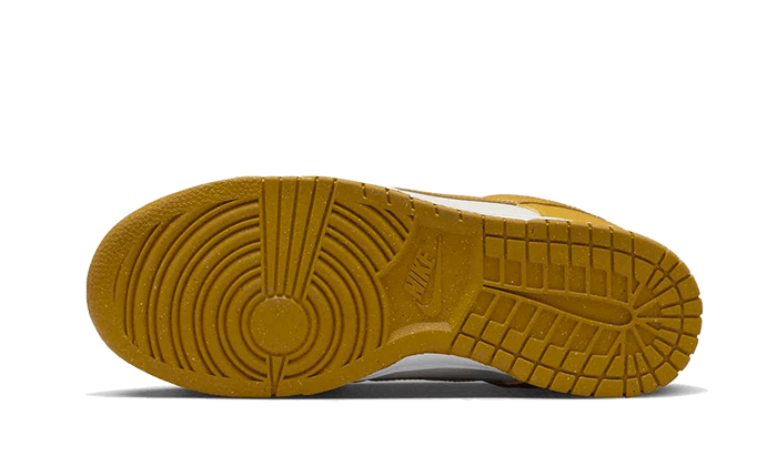 Dunk Low Next Nature Light Curry
