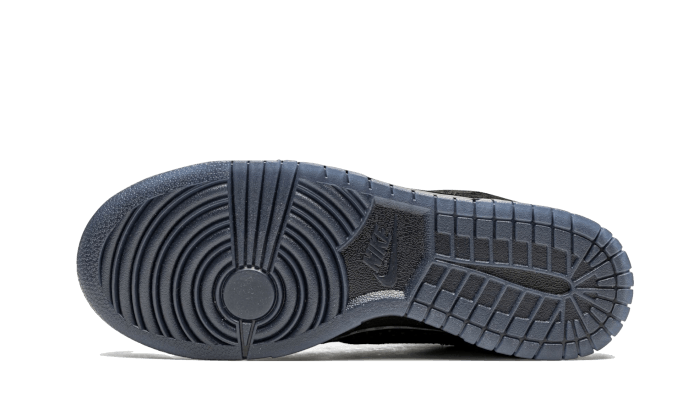 Dunk Low SP Undefeated 5 On It Black