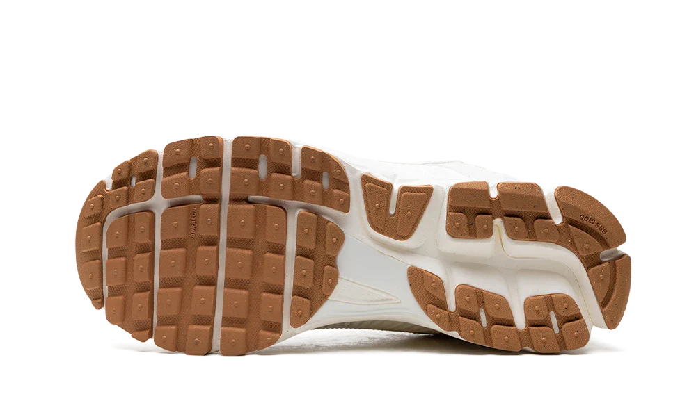 Zoom Vomero 5 White Gum