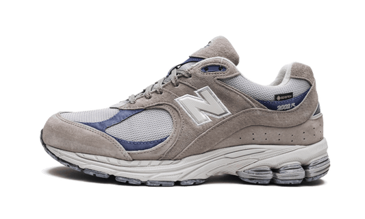 2002R Gore-Tex Light Grey