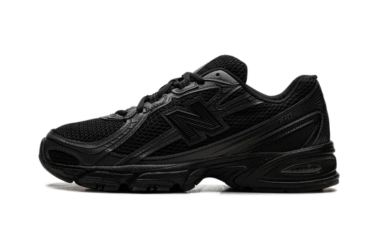 740 Black