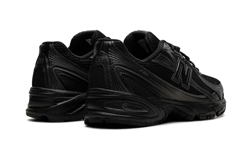 740 Black