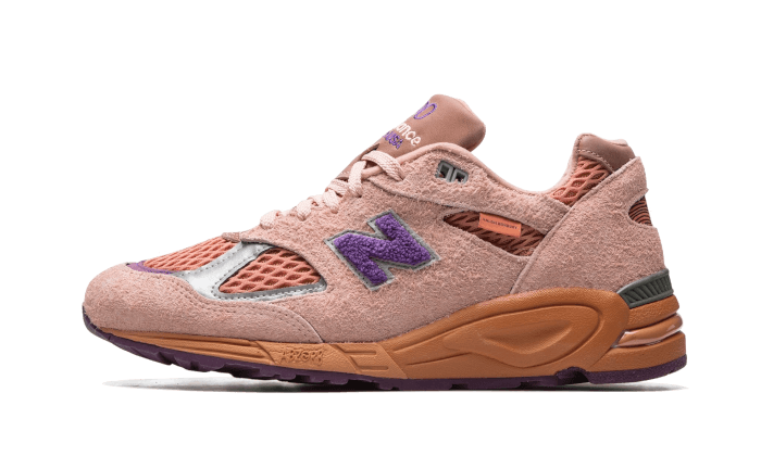 990 V2 Salehe Bembury Sand Be The Time