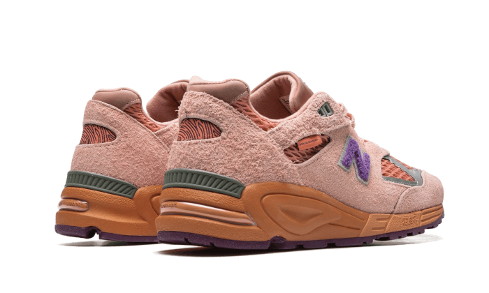 990 V2 Salehe Bembury Sand Be The Time