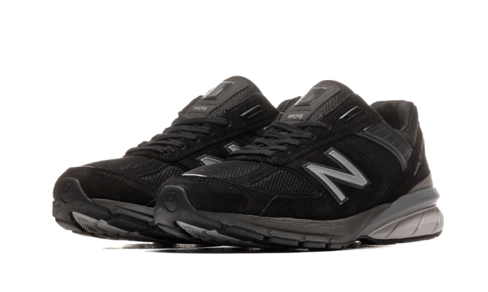 990 v5 Black
