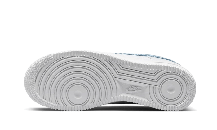 Air Force 1 Low '07 Essential White Worn Blue Paisley