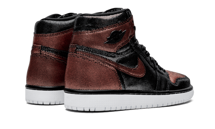 Air Jordan 1 Retro High Fearless Metallic Rose Gold