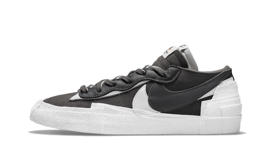 Blazer Low Sacai Iron Grey