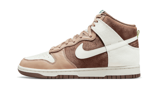 Dunk High Light Chocolate