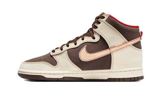Dunk High SE Baroque Brown