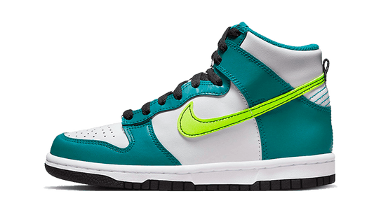 Dunk High Volt Bright Spruce