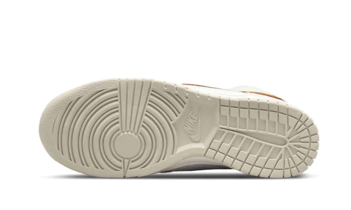 Dunk High White Orange