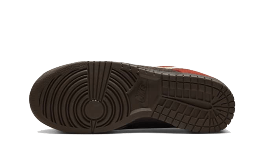 Dunk Low Red Panda