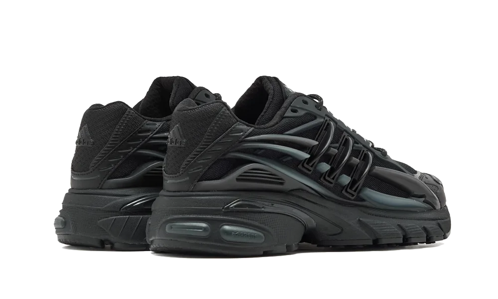 Jellyfish x Pharrell Triple Black