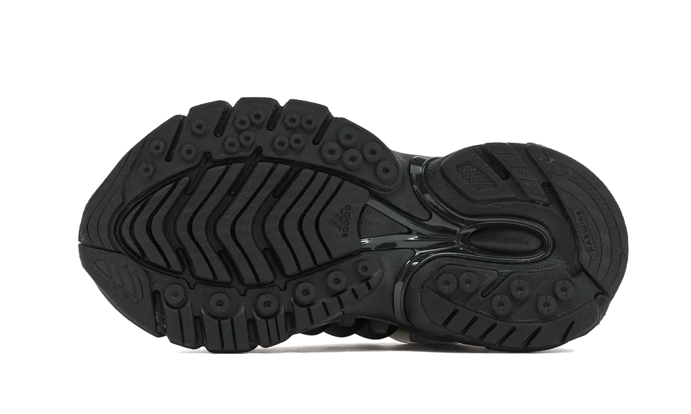 Jellyfish x Pharrell Triple Black