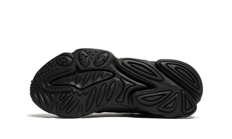 Ozweego Core Triple Black