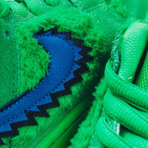 SB Dunk Low Grateful Dead Bears Green