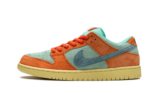 SB Dunk Low Orange Emerald Rise