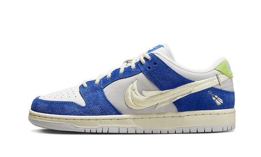 SB Dunk Low Pro QS Fly Streetwear