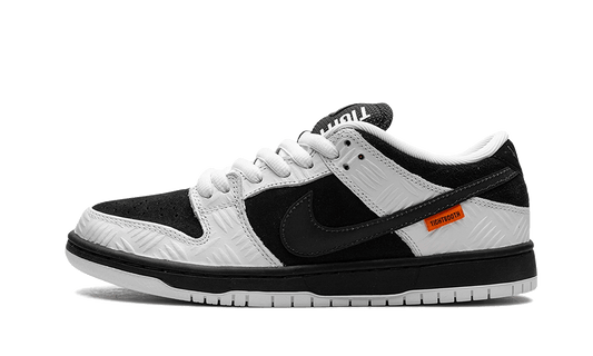 SB Dunk Low TIGHTBOOTH