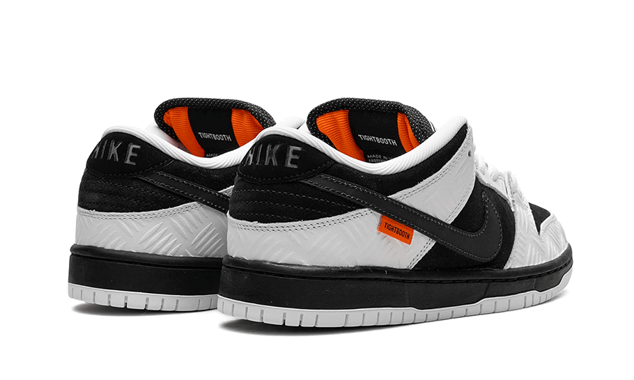 SB Dunk Low TIGHTBOOTH