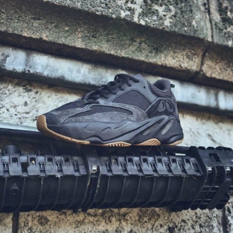 Yeezy 700 Utility Black